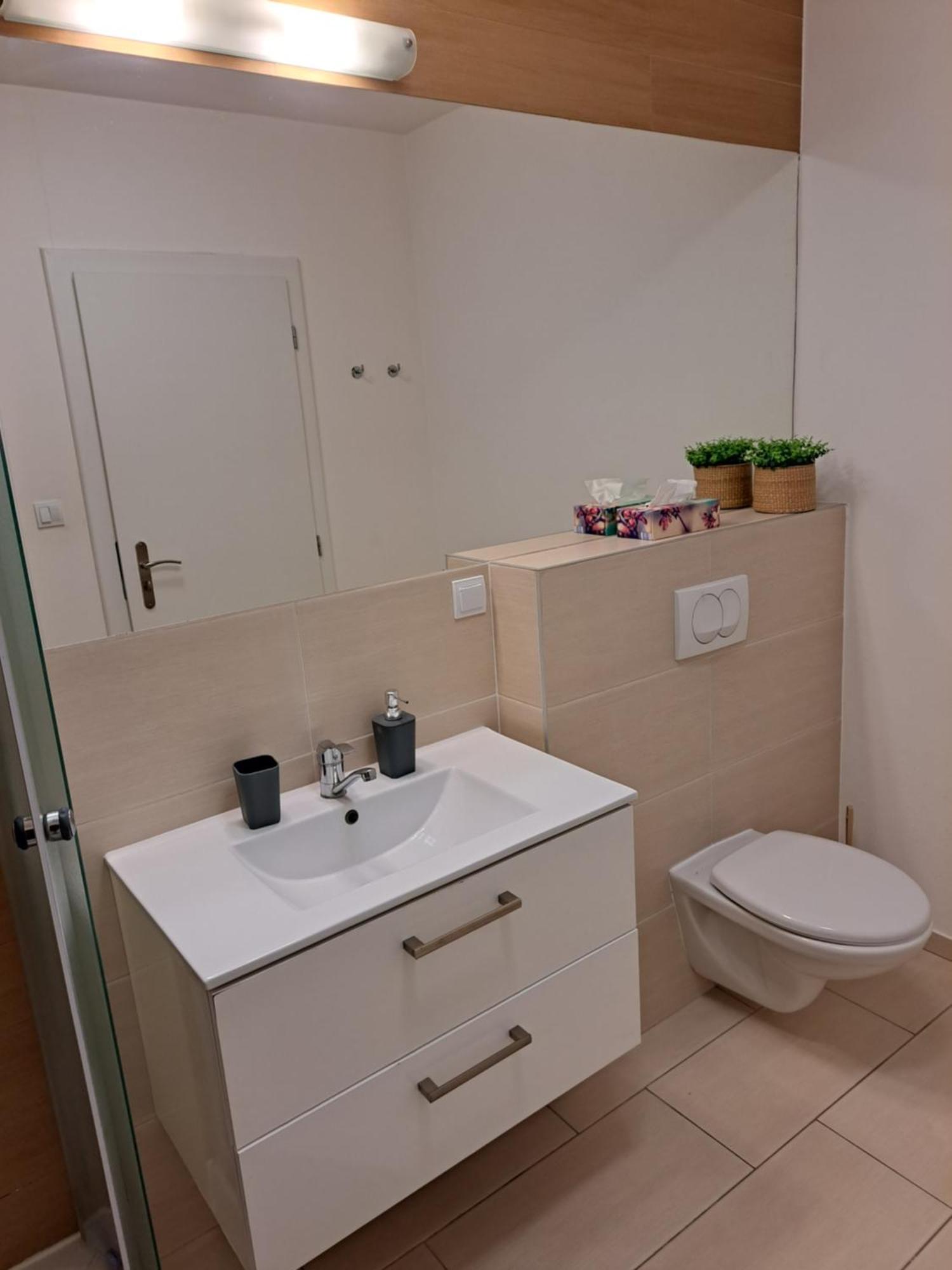 Adam Apartman Kosice Luaran gambar
